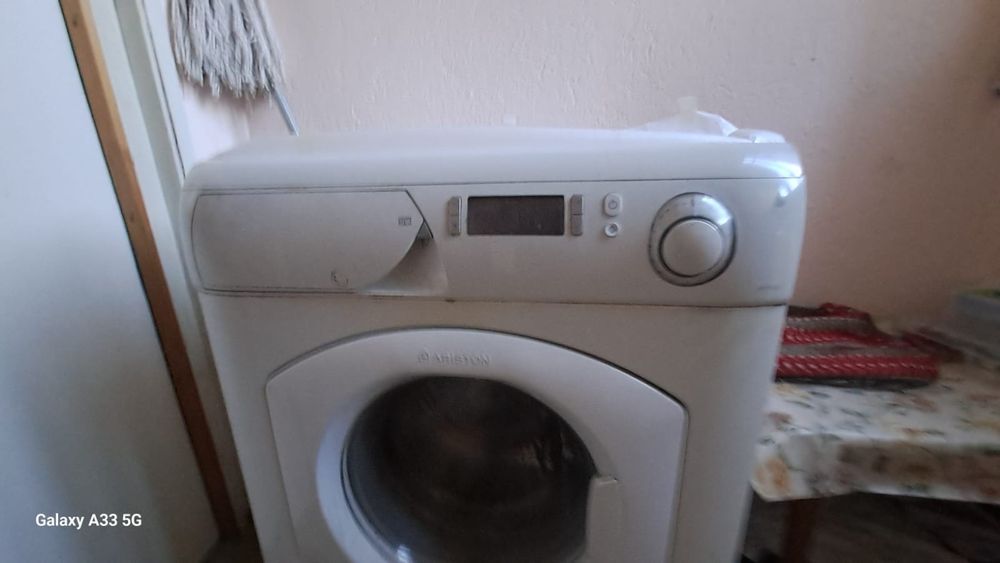 Mașină de spălat rufe