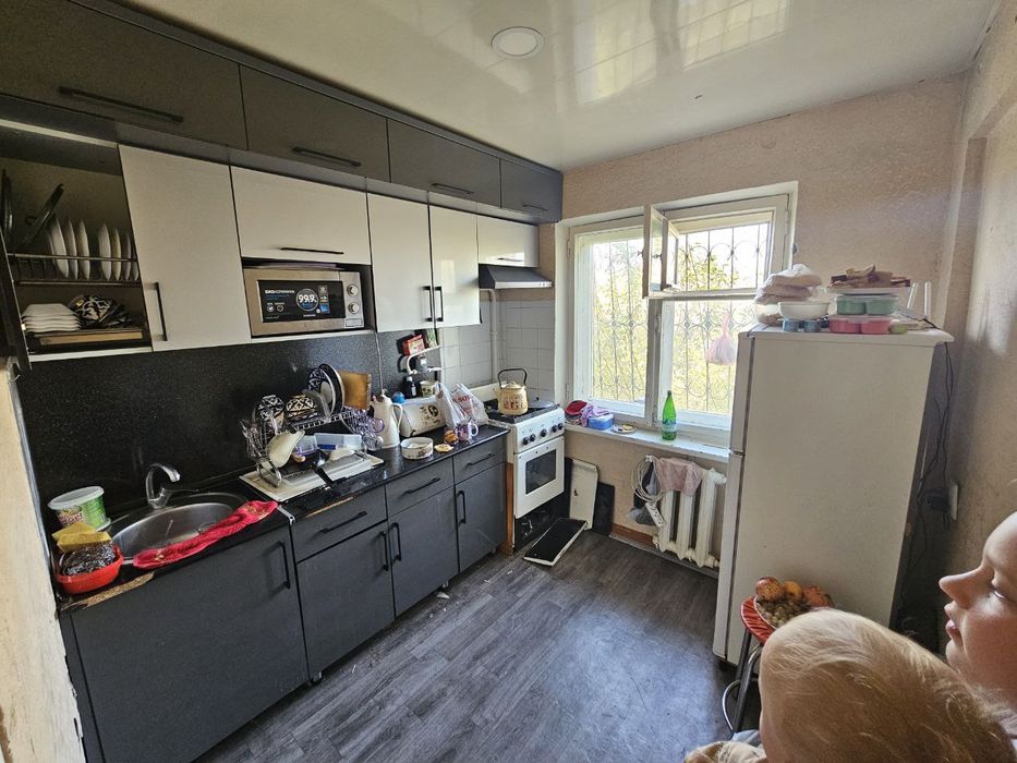 Srochno ozimi uyimni sotaman 3honali qora qamish 1/2 4dom 77 kv