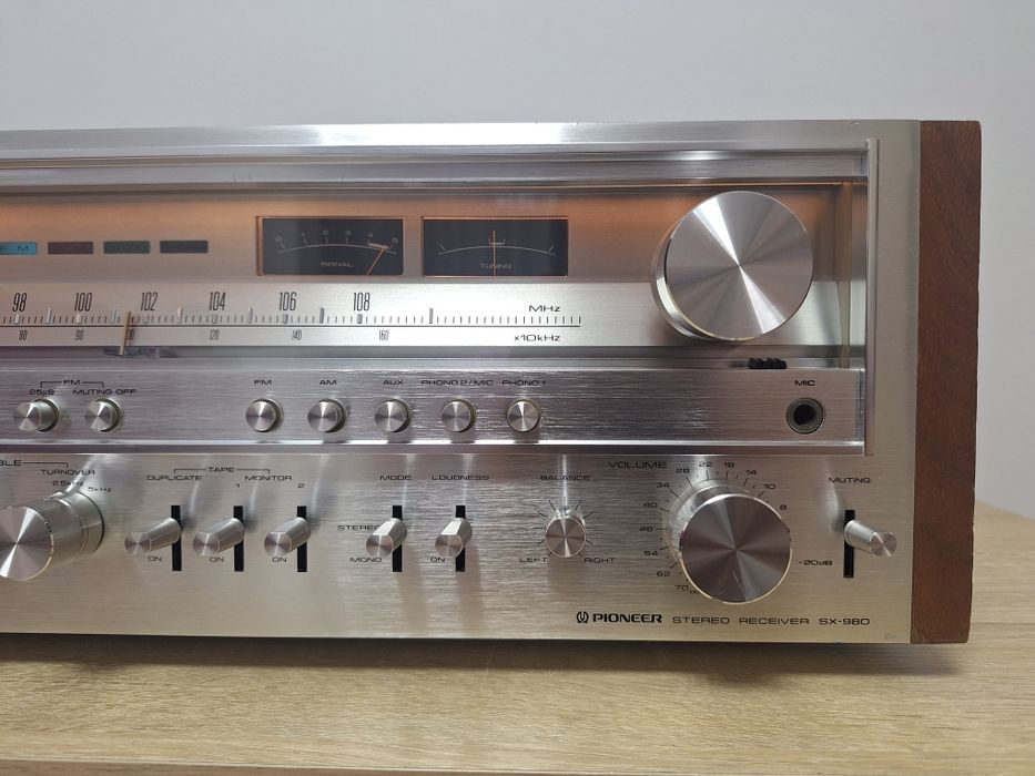 Vând amplituner PIONEER SX-980