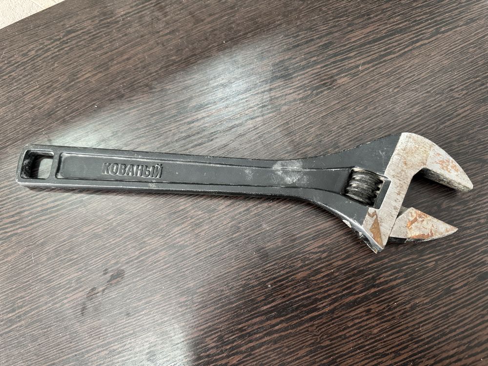 Ключ разводной кованый. 35 мм