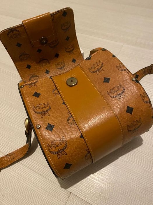 Geanta MCM model crossbody