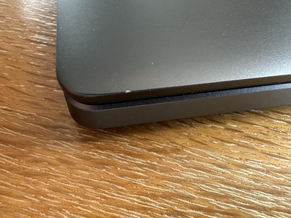 Asus ROG Zephyrus G16 (2024)