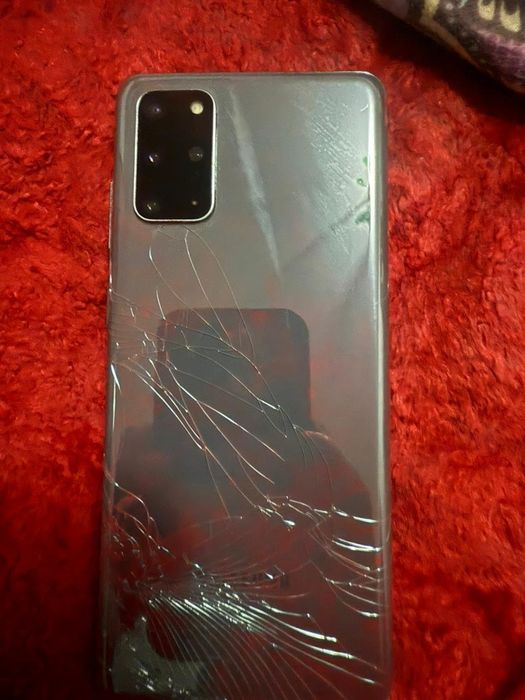 Samsung Galaxy s20 +5J