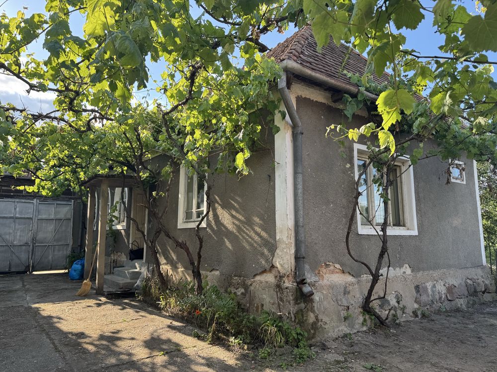 Casă spațioasă cu potențial de modernizare – ideală pentru o familie!