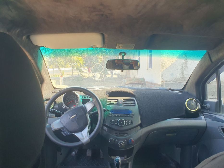 Спарк мошин сотилади