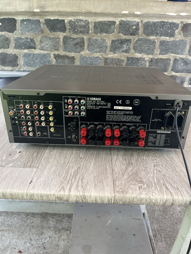 Amplituner Yamaha RX-V450RDS
