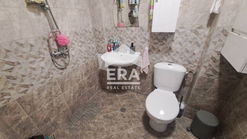 Двустаен апартамент в ж.к. Дружба 3