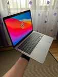 MacBook Air M1 13 inch, 256GB, 8GB RAM – stare foarte buna