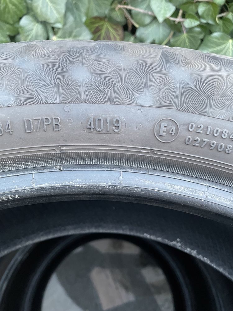 Set anvelope vara Continental Premiun Contact 6 235/50 R19.