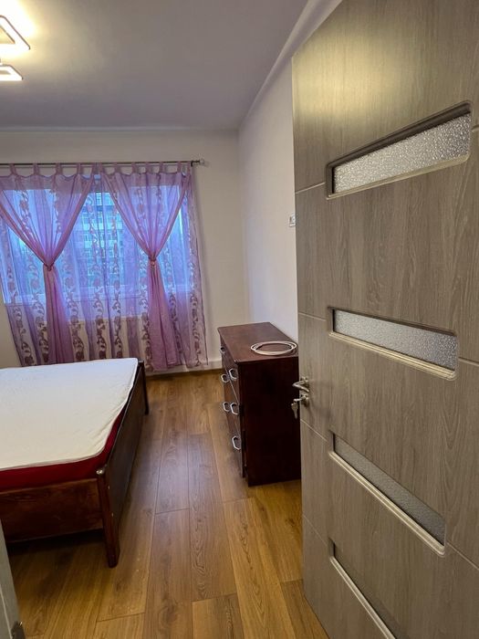 Inchiriez apartament