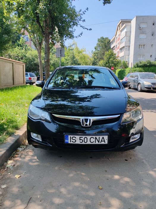 Vând Honda Civic hybrid mașină personală