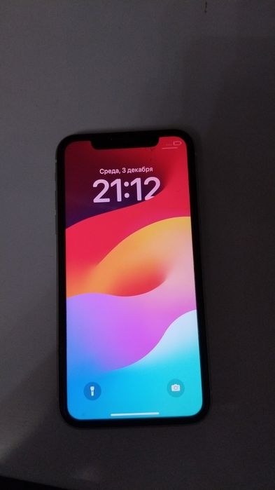Продаю iPhone 11 почти как новый 100к окончательно