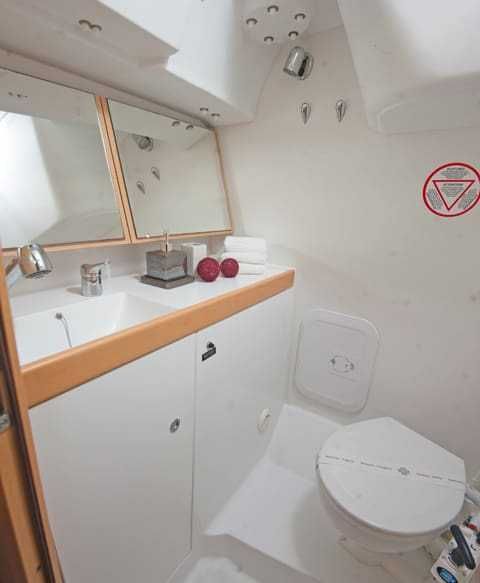 Velier BENETEAU FIRST 35 (OPS) - multiple imbunatatiri,TVA deductibil