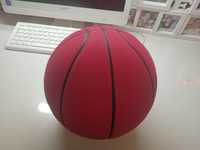 Продам баскетболный мяч