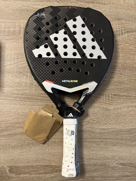 Racheta paletă padel Adidas Metalbone 3.4 Ale Galán 2025