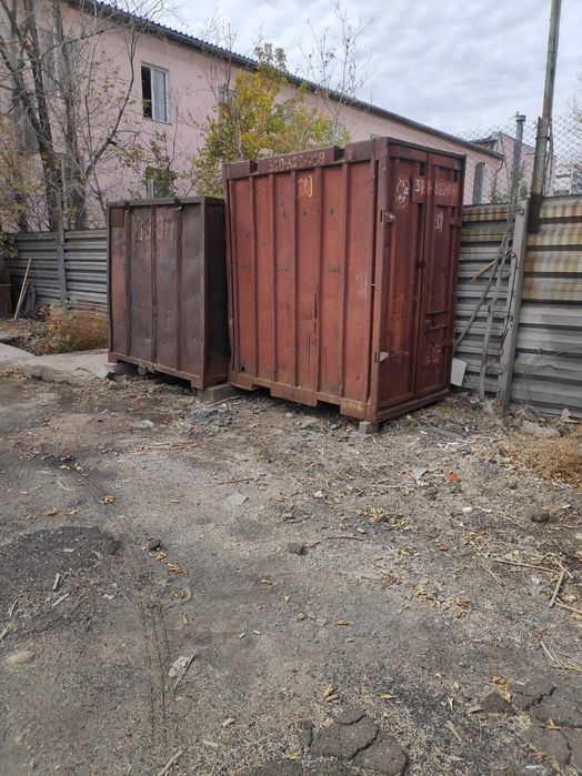 Контейнер 3т б/у, емкость 2.4м.куб., бак 335л