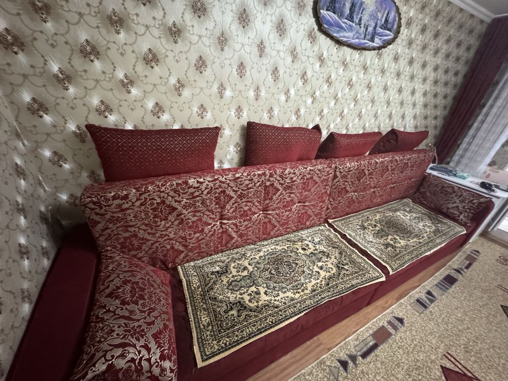 продам диван б/у