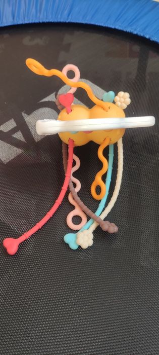 Сензорни, образователни, музикални играчки 3+ мес, 6+ , 9+, 12 м+