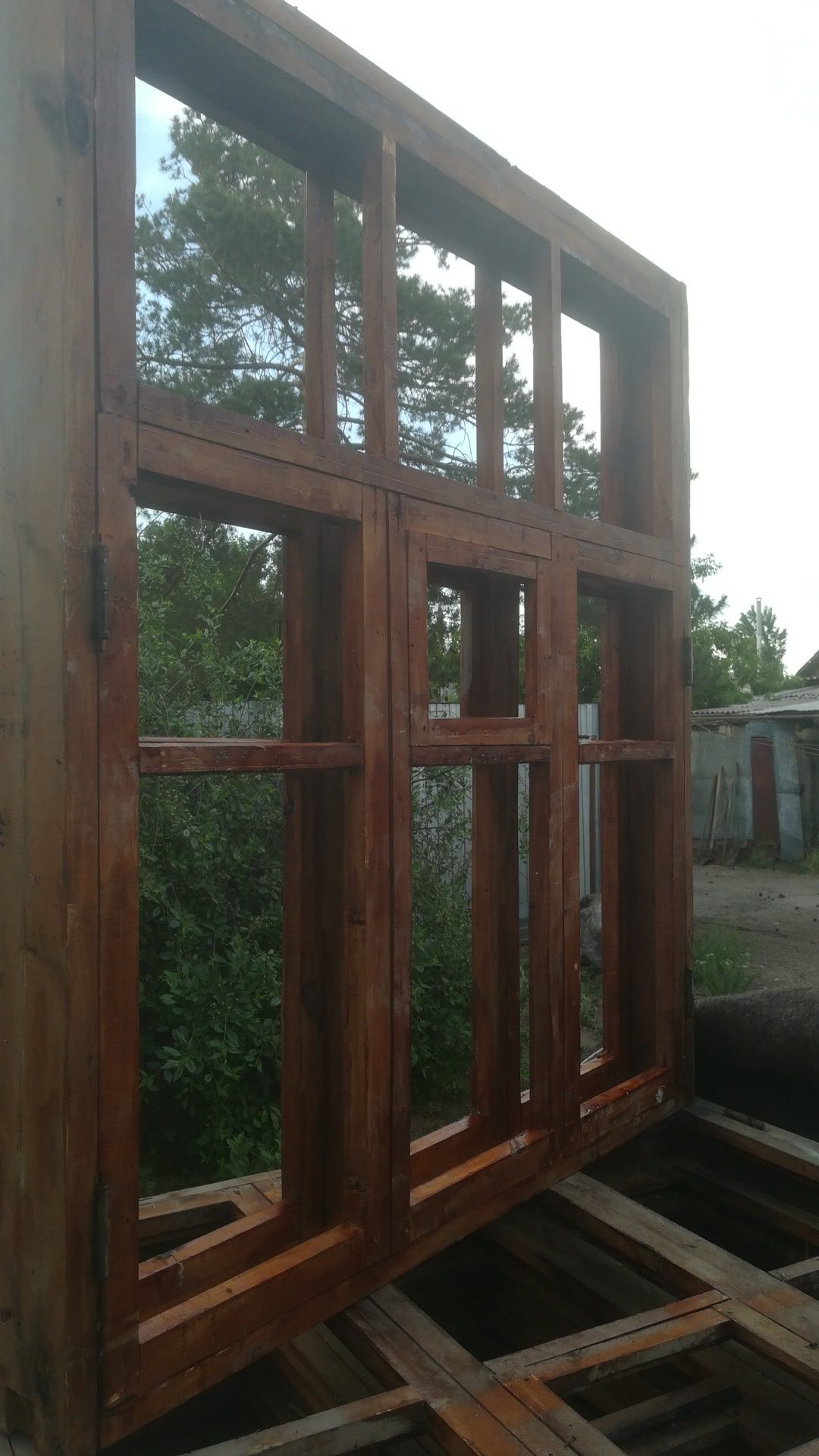 Окна деревянные в хорошем состоянии