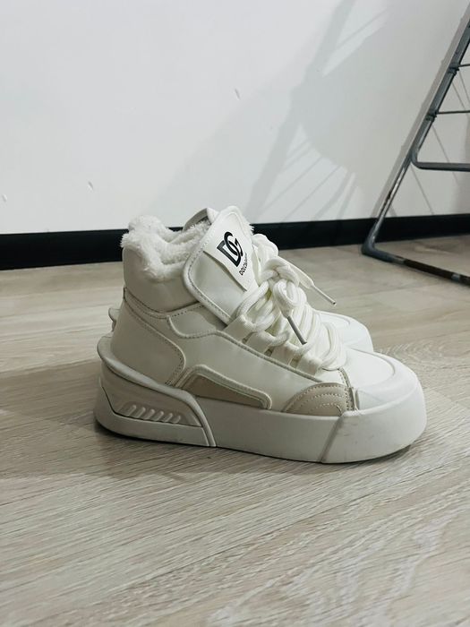 Зимние кроссовки