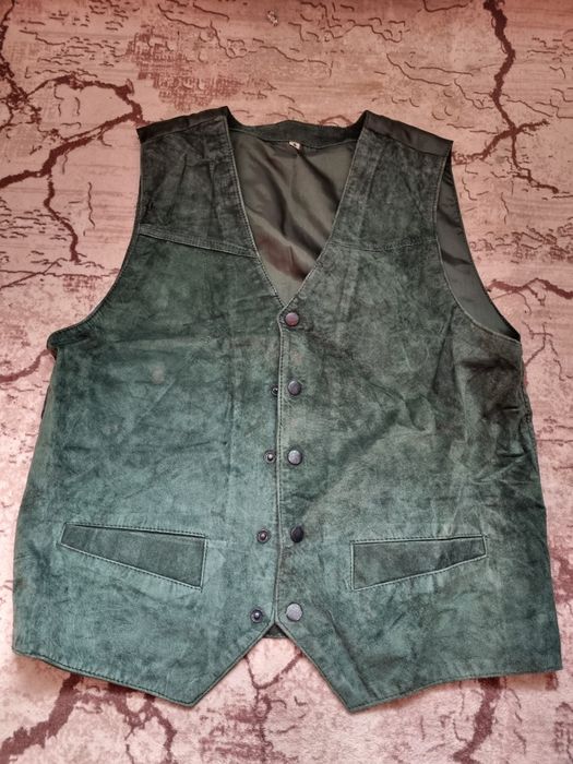 Кожени елеци и якета