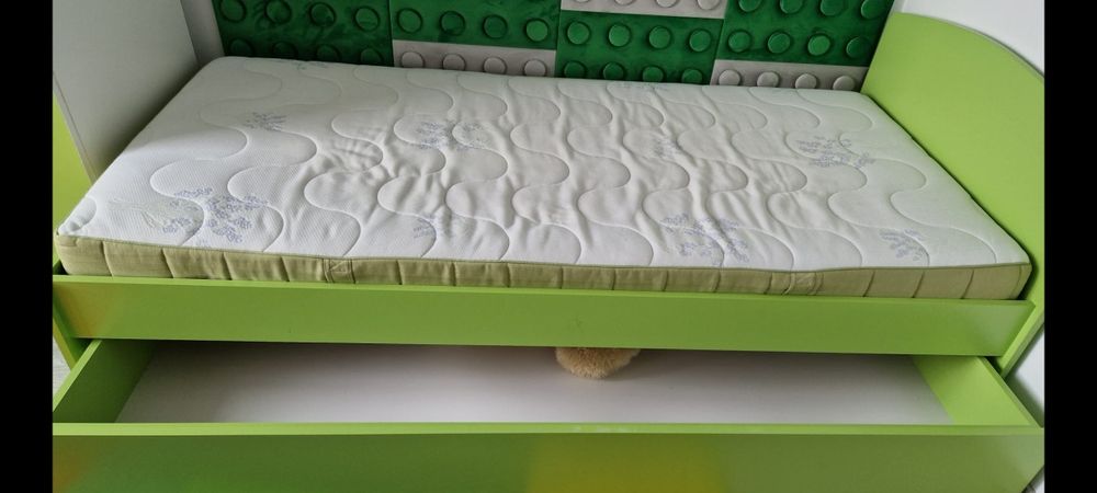 Pat de 1 persoana marime 90x200