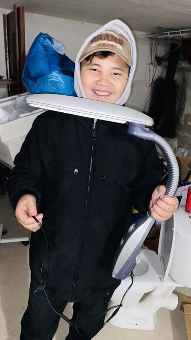 Настольный лампа