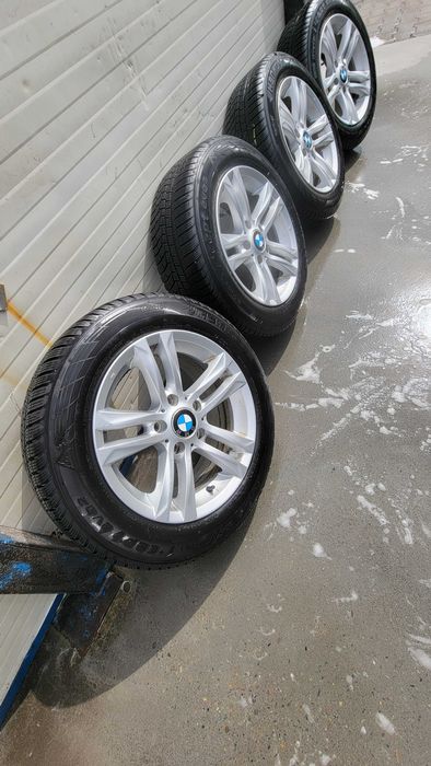 Roti cu anvelope de iarna Hankook. F30