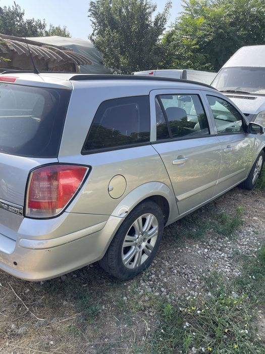 Opel astra h. Masina necesita inlocuirea motorului