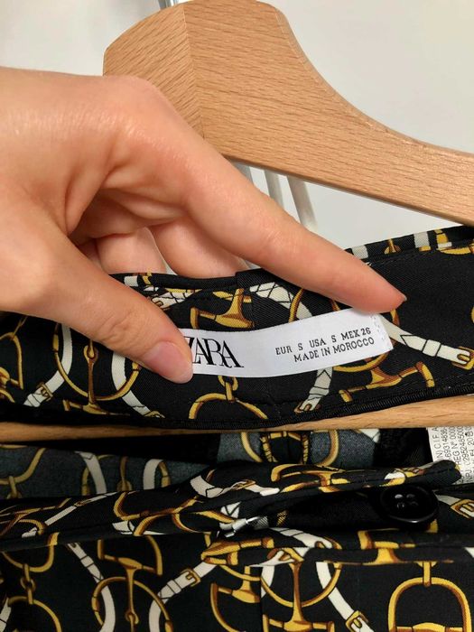 Pantaloni flare Zara, mărimea S, purtați o singură dată