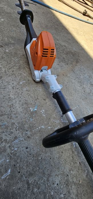 Foarfecta gard viu electrica stihl HLA 66, acumulator ,incarcator