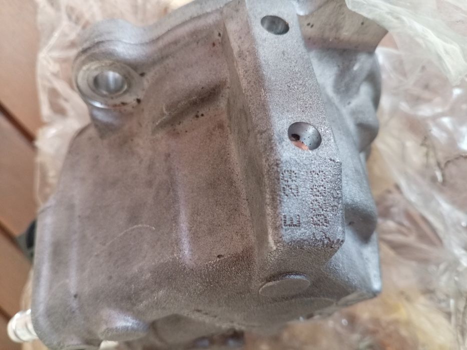 Pompa înaltă 318 D