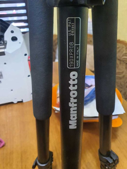 Trepied manfrotto