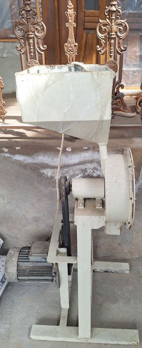 "Sahirni pudra" chiqaradigan stanok