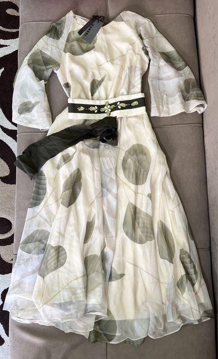 Нарядное шифоновое платье  — лёгкое и элегантное