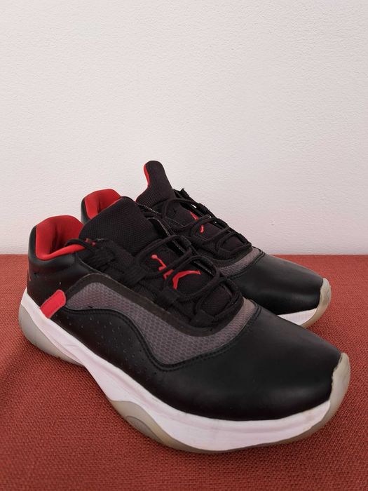 Air Jordan 11 CMFT LOW