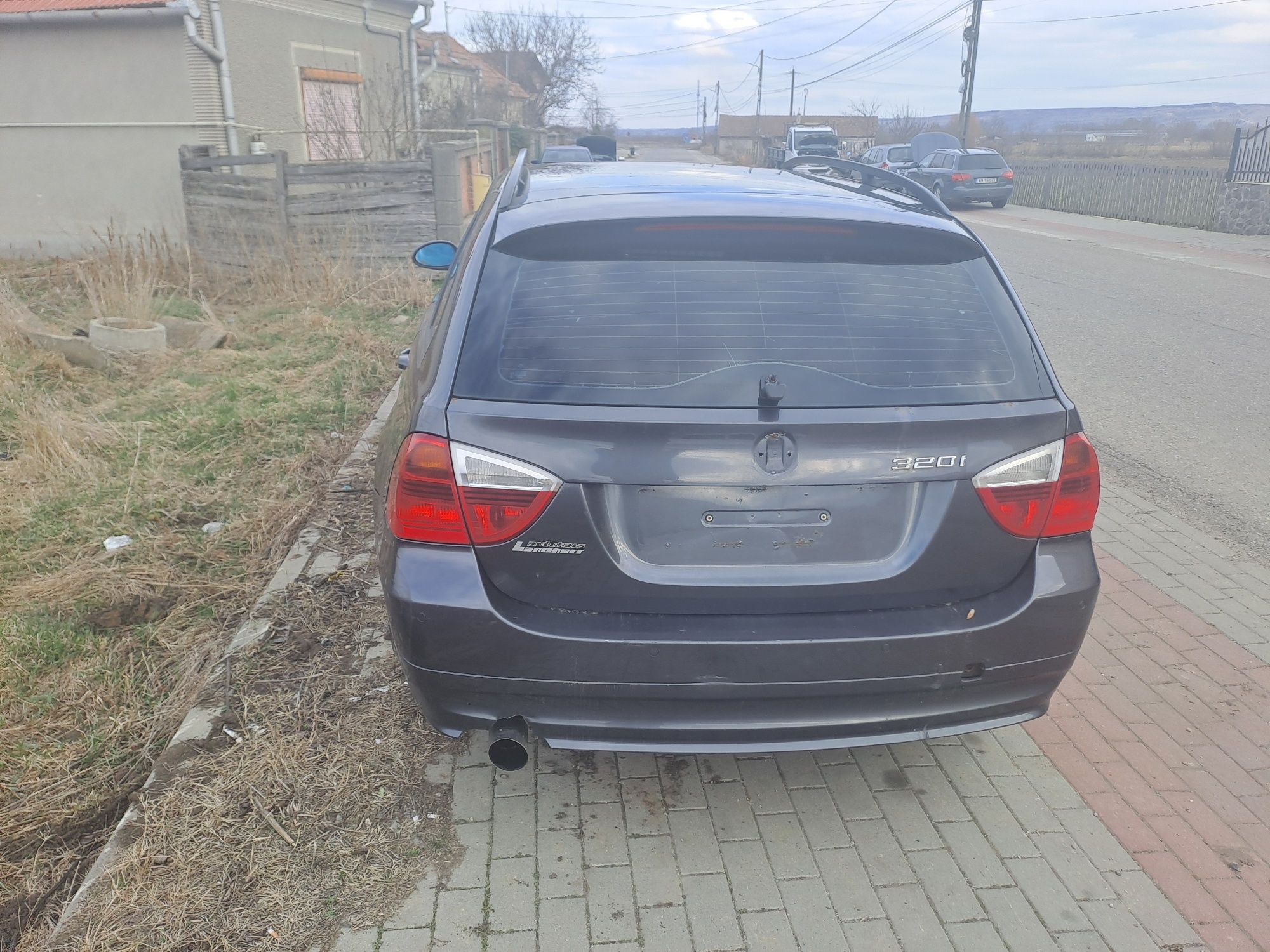 Dezmembrez Bmw E 90 Benzină 2006 cp150