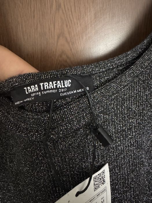 Дамски рокли и гащеризони