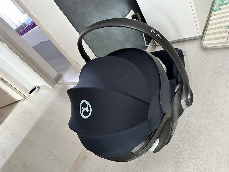 Soica Cybex cloudG+ bleumarin plus adaptori carut