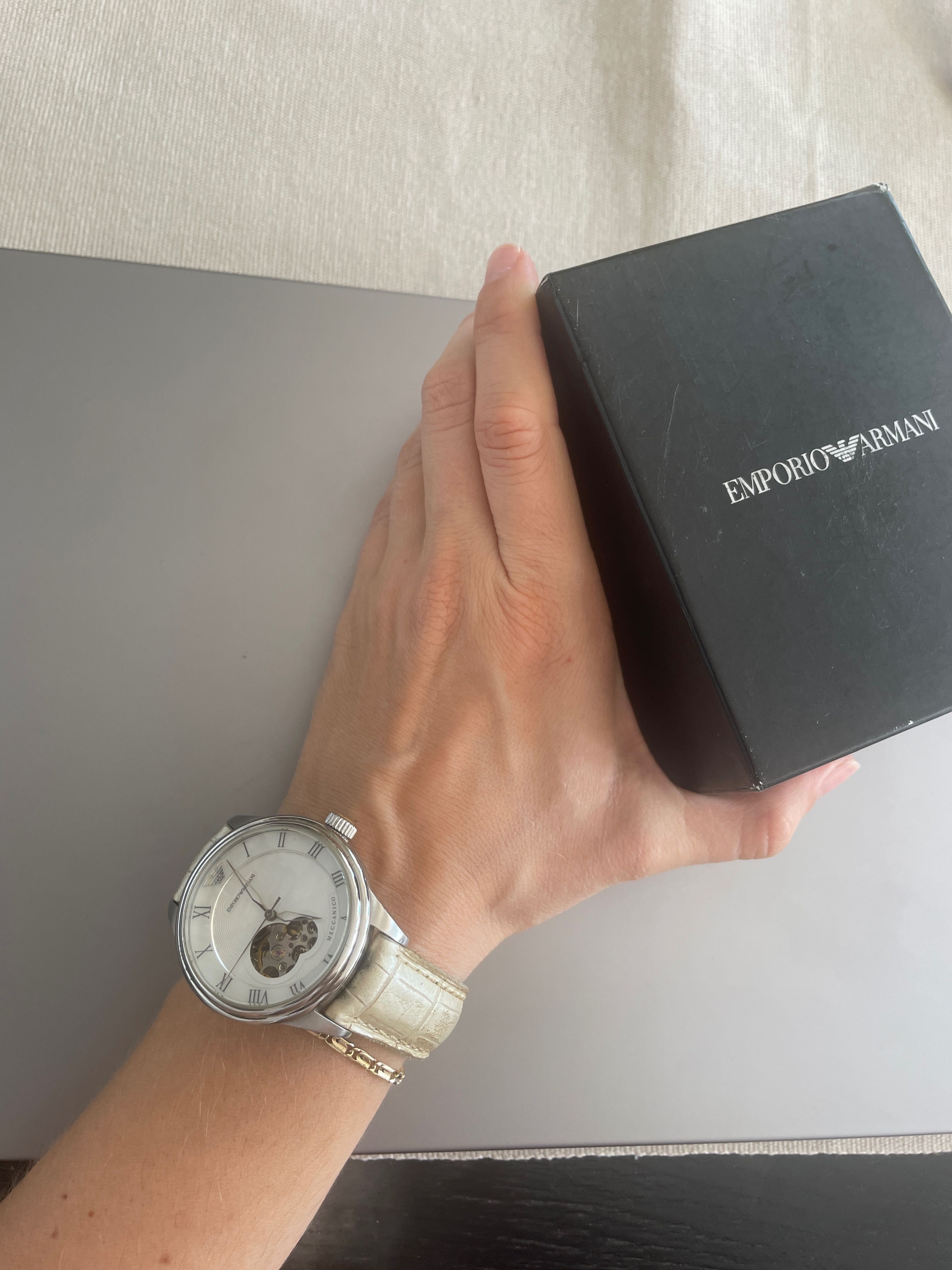 Механичен часовник Emporio Armani Meccanico