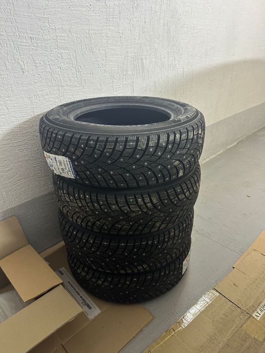 Продам новые зимние покрышки