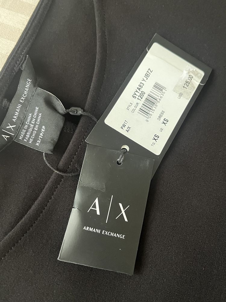 Черна  рокля Armani Exchange с етикет