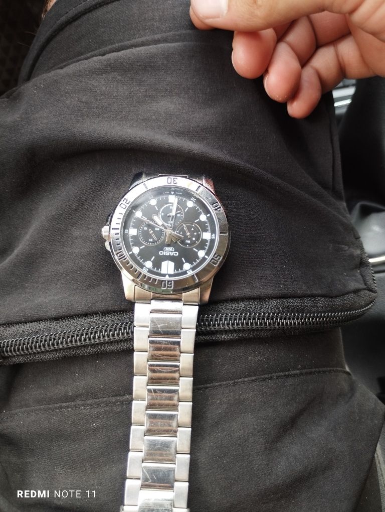 Часовник casio cm
