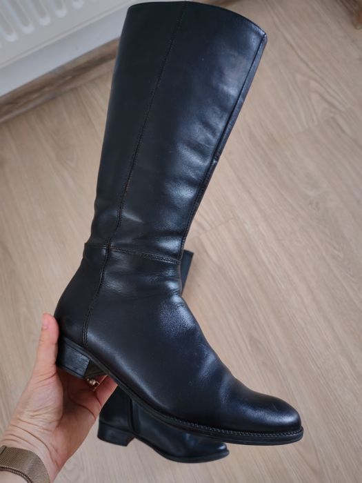 Cizme negre de piele mărime 36