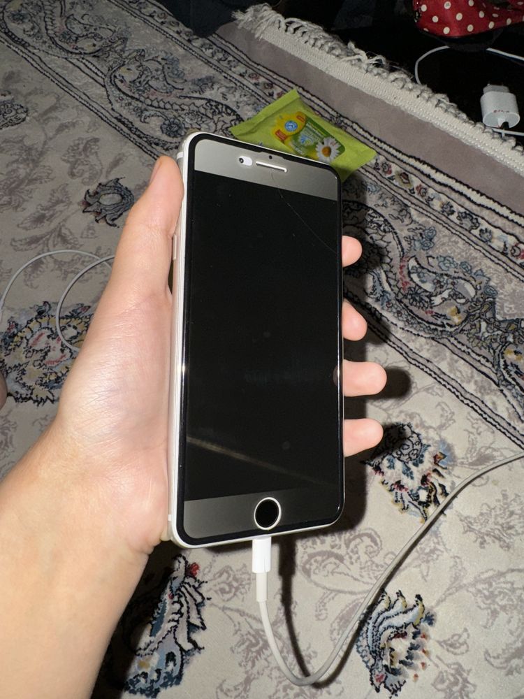 Айфон 7+, серый цвет