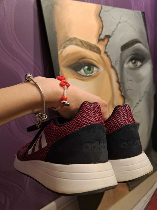 Нови дамски оригинални маратонки Adidas