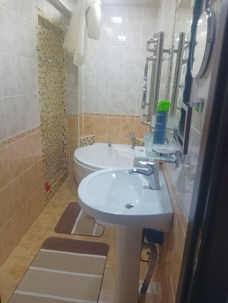 Сдаётся двух комнатная квартира в аренду