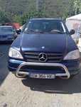 Mercedes Benz cls M
