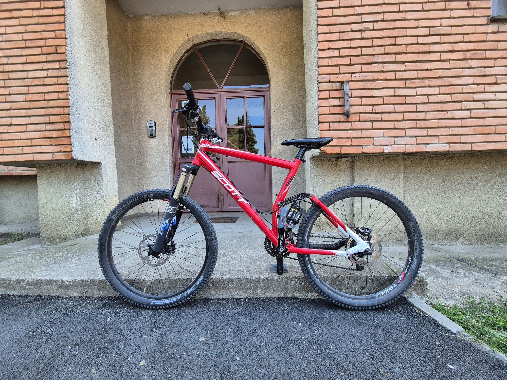Bicicleta scott  ca nou