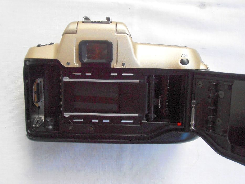 5 body Canon eos+Aparat cu film cutie (body) F50